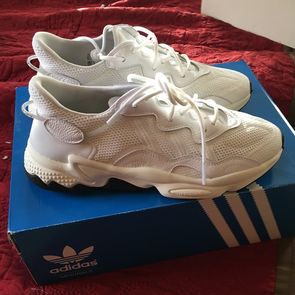 Adidas x pusha T cloud white